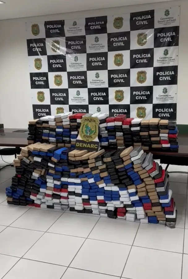 Polícia Civil apreende em Caucaia 505 tabletes de maconha, equivalentes a 355 kg