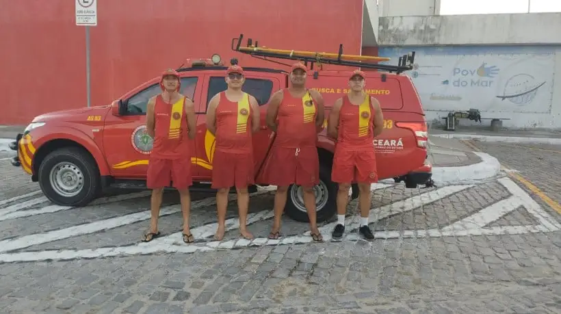 Bebê nasce em banheiro de barraca na Praia do Futuro, em Fortaleza