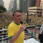 Bolsonaro participa de ato contra STF em ato na Paulista