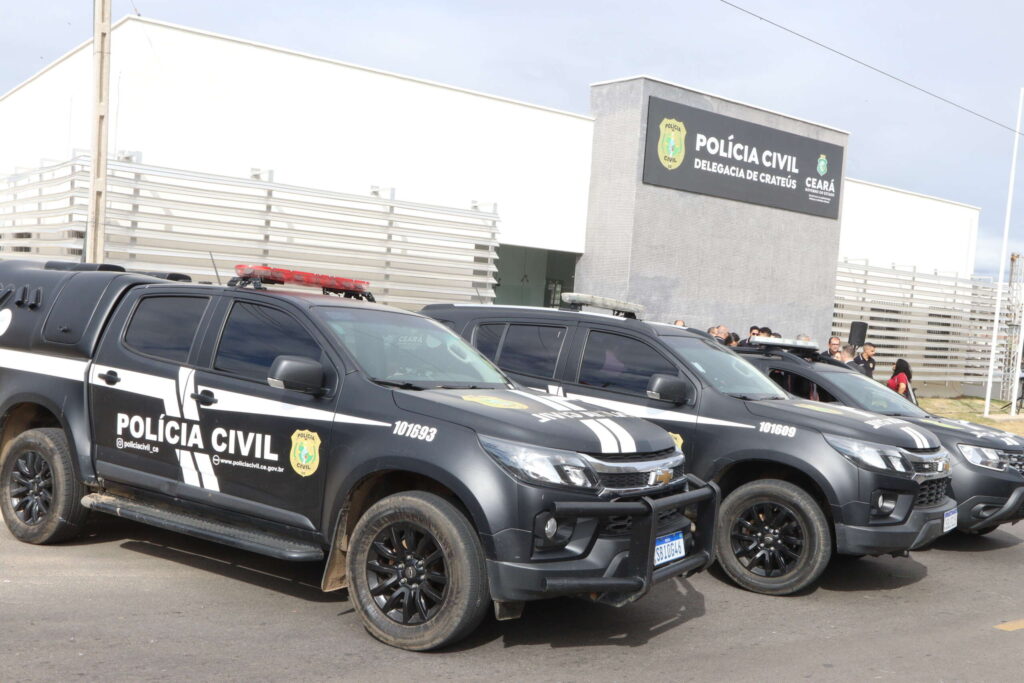 Governo do Ceará entrega 25 viaturas à Polícia Civil e apresenta reforço para a Polícia Militar