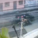 Motorista atropela mãe e filho em moto e foge sem prestar socorro, em Fortaleza; vídeo