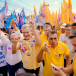 Sarto caminha no Parque Presidente Vargas e promete acabar com as ruas de terra em Fortaleza