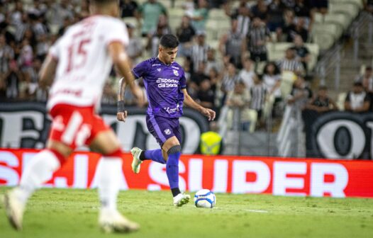 Ceará goleia Vila Nova por 4 a 0 e encosta no G4 da Série B