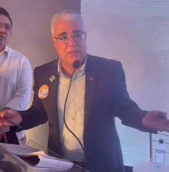 Vídeo mostra reação de Eduardo Girão após determinação para deixar debate em Fortaleza