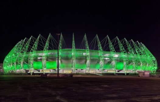 Arena Castelão é iluminada de verde para celebrar o Dia Nacional da Doação de Órgãos