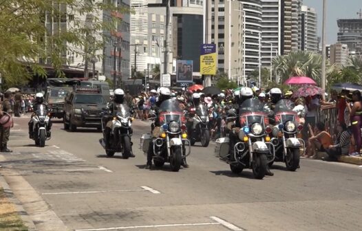 7 de setembro: desfile cívico-militar reúne quase oito mil pessoas em Fortaleza