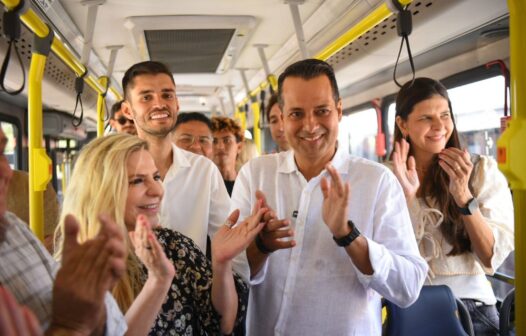 “Bora de Graça”: ao lado de Luizianne, Valim comemora três anos do programa em Caucaia