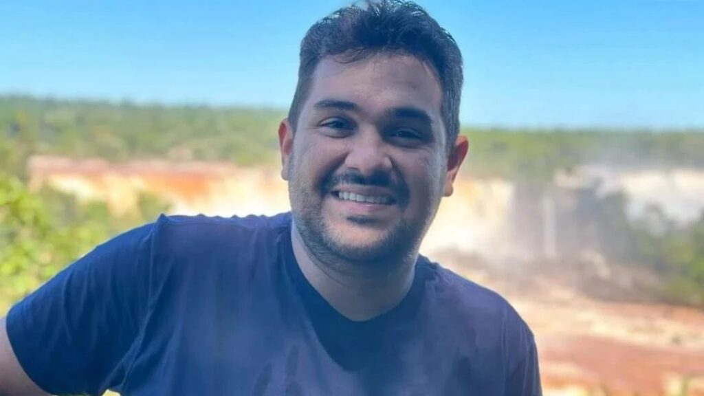 Diogo Mello, filho da candidata a vice-prefeita de Aracati, morre em acidente de trânsito