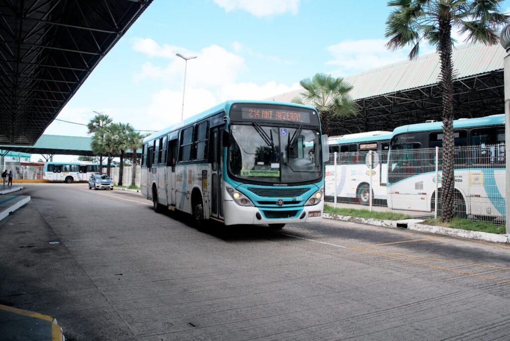 Sindiônibus realiza treinamento de primeiros socorros para colaboradores do Sistema de Transporte de Fortaleza