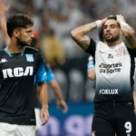 Onde vai passar Racing e Corinthians?