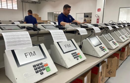 Justiça Eleitoral inicia distribuição das urnas eletrônicas para a eleição de Fortaleza