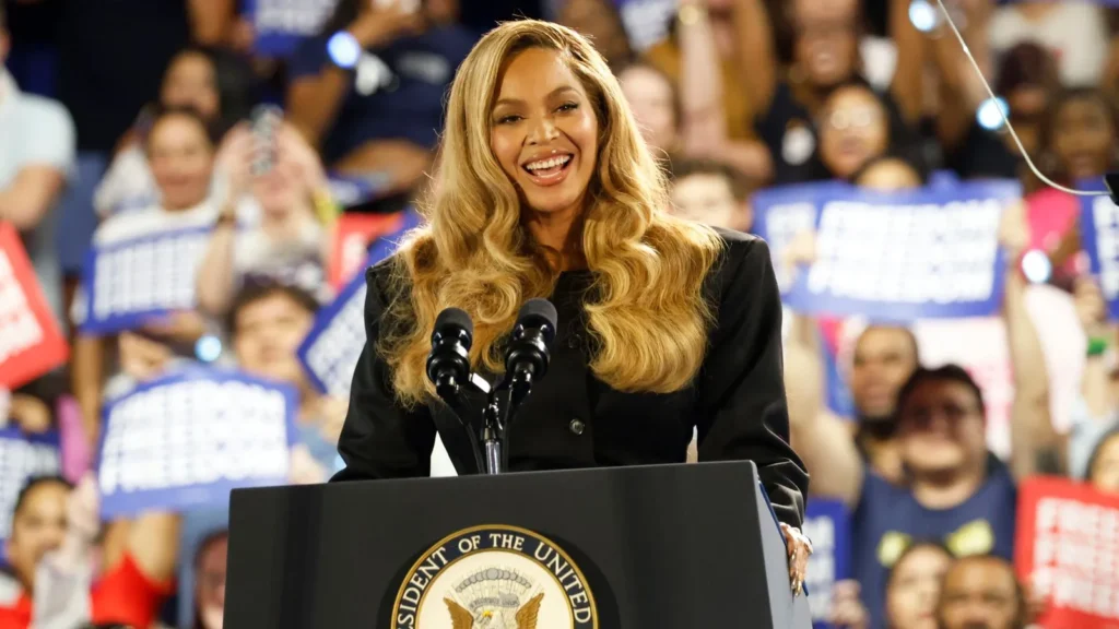 Beyoncé participa do comício de Kamala Harris no Texas