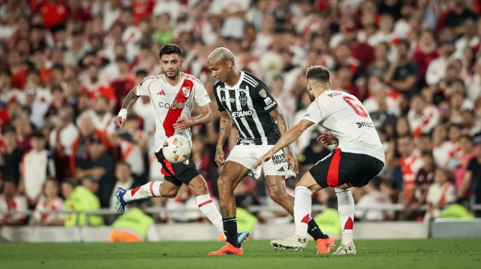 Atlético-MG segura pressão do River, empata sem gols e está na final da Copa Libertadores