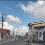 Homem é morto a tiros por dois homens em moto, em Maracanaú