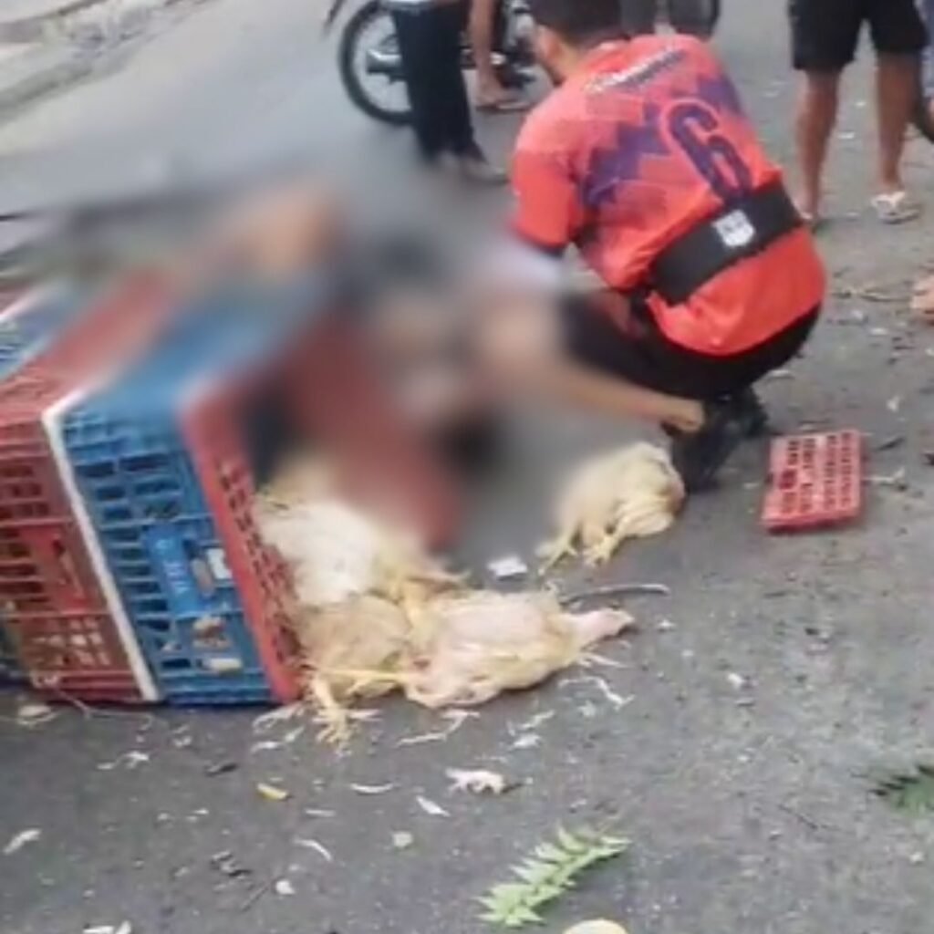 Adolescente de 15 anos morre após colidir motocicleta contra árvore em Fortaleza