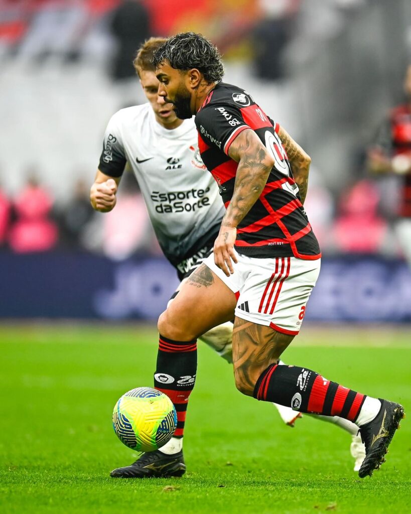 Flamengo segura o Corinthians e vai à final da Copa do Brasil