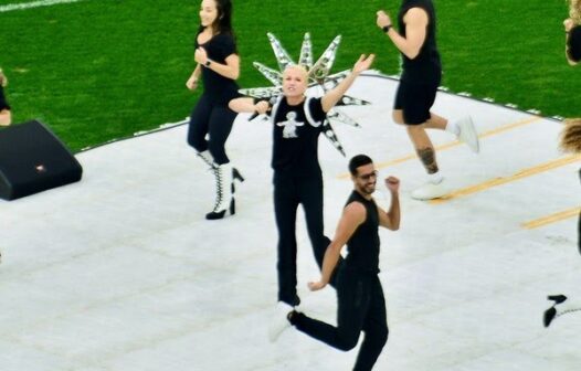 Que Xou da Xuxa é esse? Xuxa fará show no intervalo do Futebol da Esperança