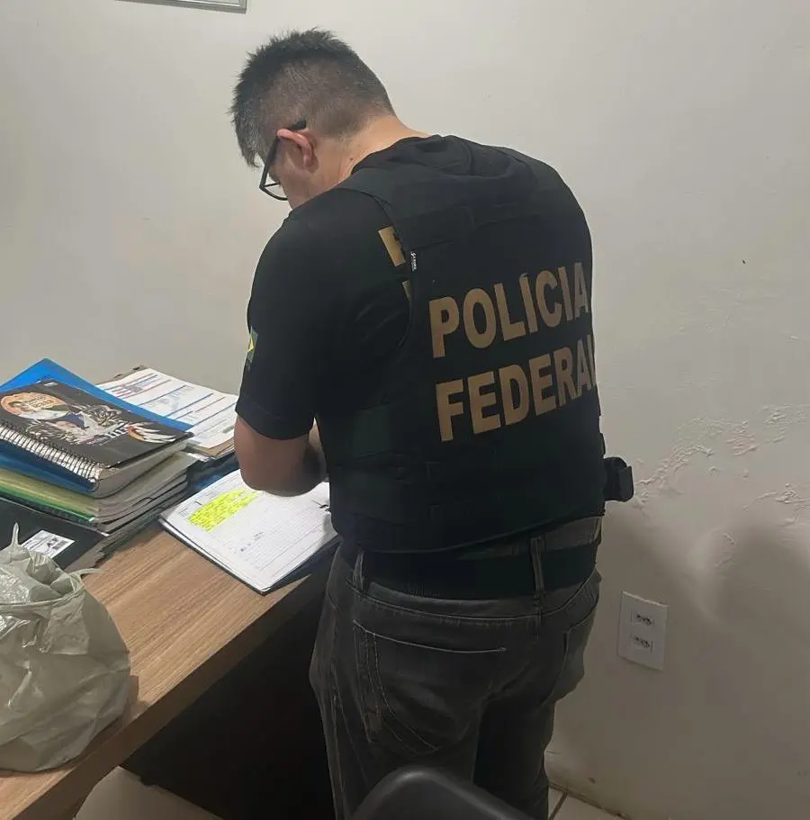 Polícia Federal cumpre 32 mandados de busca para combater crimes eleitorais no Ceará