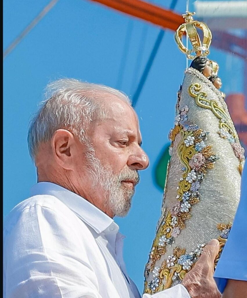 Lula participa da procissão do Círio na Varanda de Nazaré de Fafá de Belém