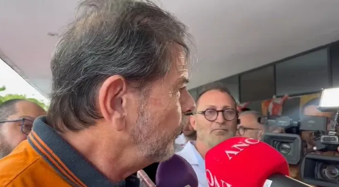 Cid Gomes dispara contra André Fernandes: "é o candidato do sistema"