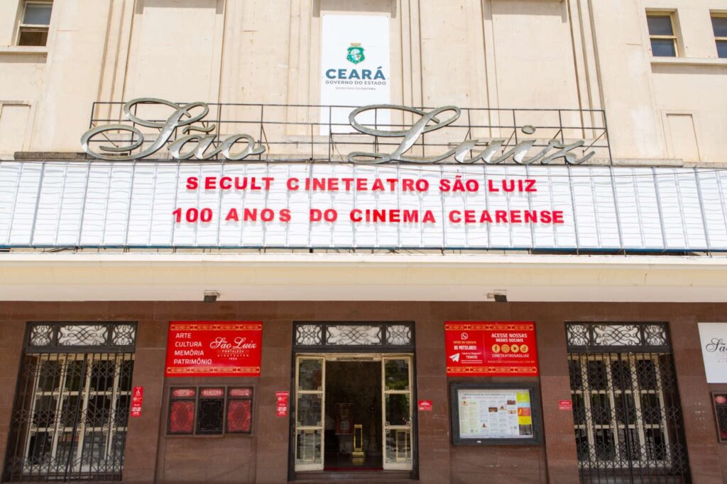 Sessões gratuitas de cinema brasileiro e cearense permanecem em cartaz no Cine São Luiz até este sábado (26)