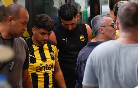 Polícia do Rio mantém 22 torcedores uruguaios presos por confusão antes de Botafogo x Peñarol