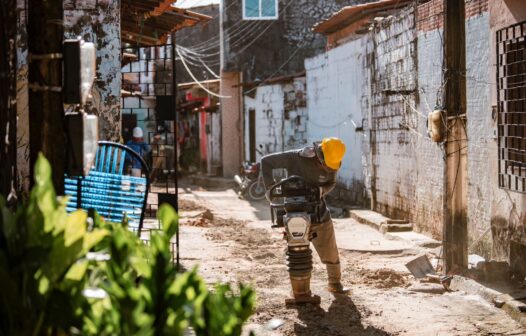 Cagece e Ambiental Ceará conectam 96 mil imóveis ao sistema de esgoto em um ano de parceria