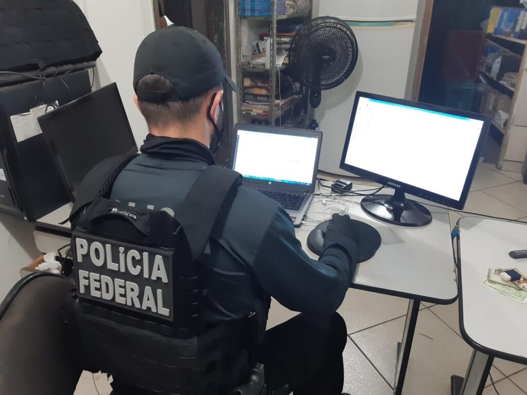 PF investiga 41 suspeitos de compartilhar pornografia infantil na internet, sendo 3 no Ceará