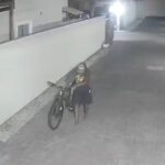 Vídeo: criminoso é flagrado invadindo condomínio e furtando bicicleta em Fortaleza