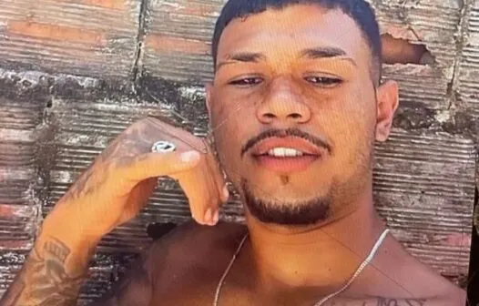 Jovem que tentava sair de facção criminosa é morto a tiros na porta de casa