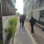 Homem suspeito de produzir documentos falsos para facção criminosa é preso em Fortaleza