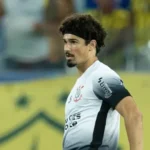 Lesão de André Ramalho deve impedir Corinthians de repetir esquema com 3 zagueiros em Salvador