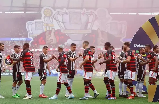 Flamengo supera Atlético-MG mais uma vez e é campeão da Copa do Brasil em final conturbada