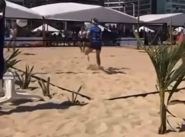 Tendas voam e atingem atletas de beach tennis em praia de Fortaleza; vídeo