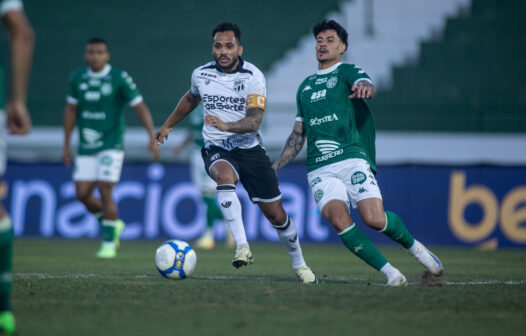 Elenco do Ceará celebra acesso para a Série A