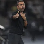 Artur Jorge promete Botafogo ambicioso em ‘jogo mais importante da carreira’