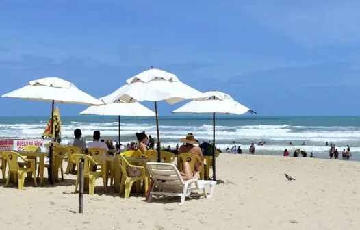 Praia do Futuro atrai 3,5 milhões de visitantes anuais e se destaca como cartão-postal de Fortaleza