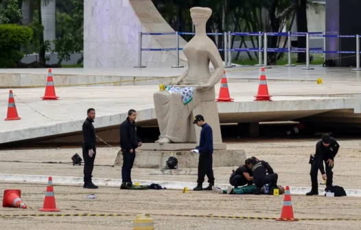 Sede do Supremo volta a ser cercada por grades após atentado a bomba