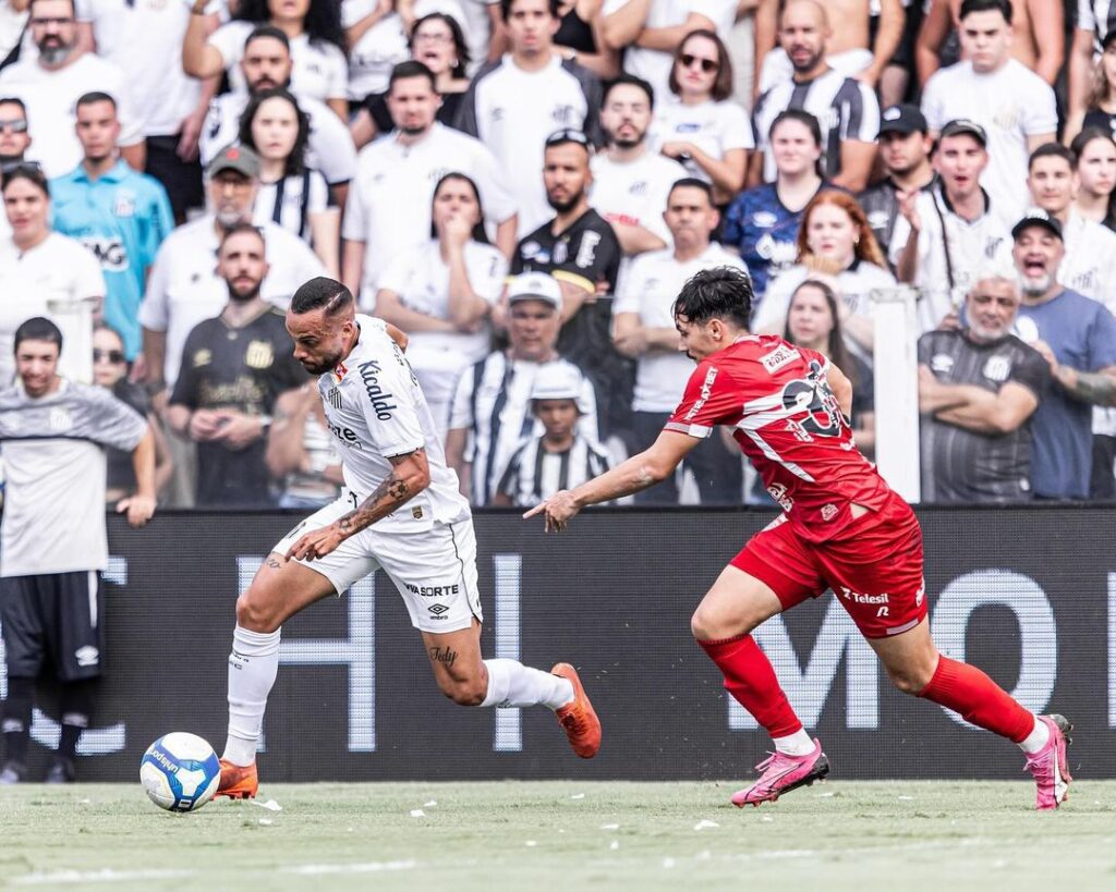 Santos perde jogo da entrega da taça para o CRB em casa e festa vira vaias