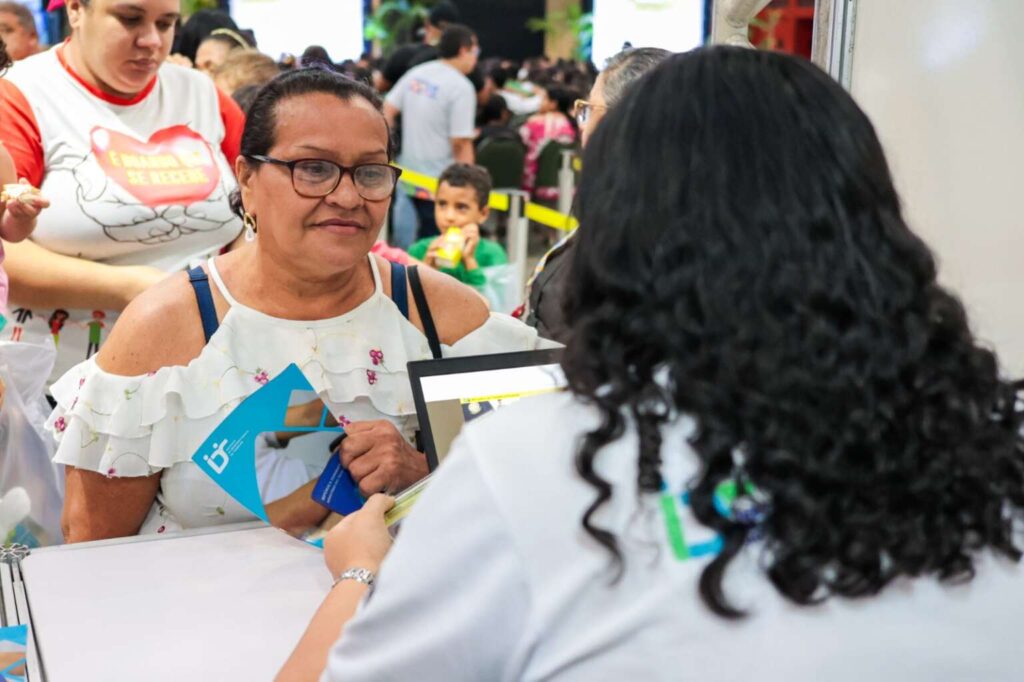 Feirão de Emprego em Fortaleza oferece 100 vagas no setor de serviços nesta quarta-feira (6)