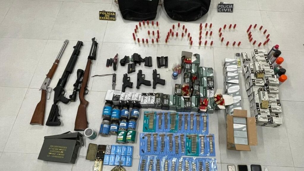 MPCE prende suspeito de desviar armas e munições para facção criminosa