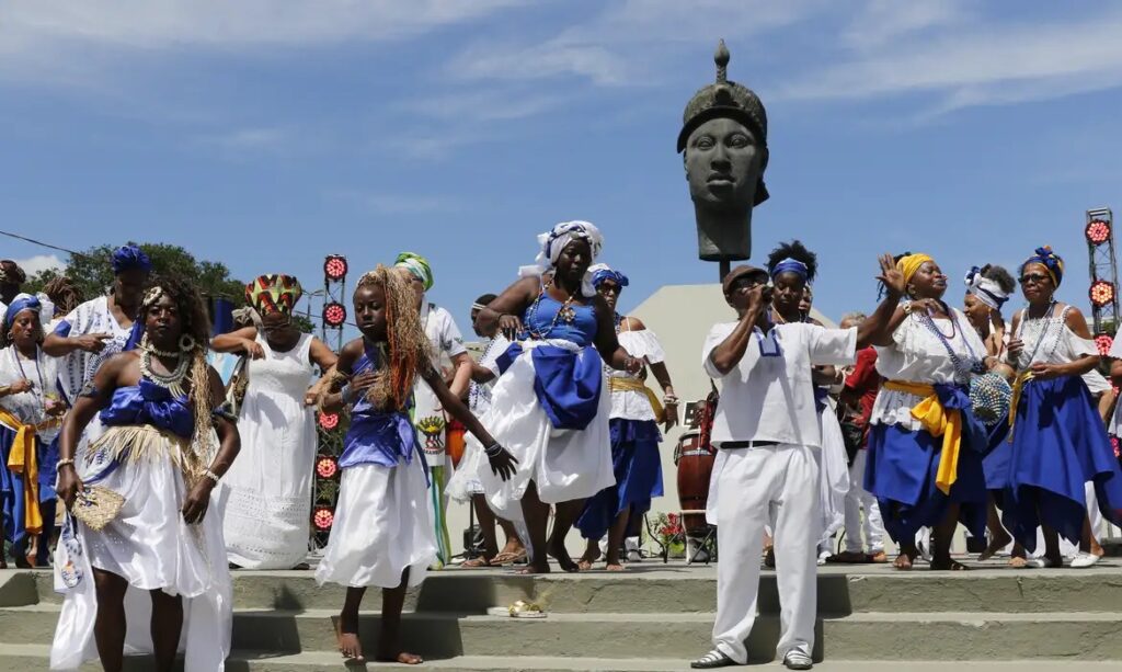 Dia 20 de novembro é feriado nacional? Entenda a mudança e saiba quem tem direito a folga