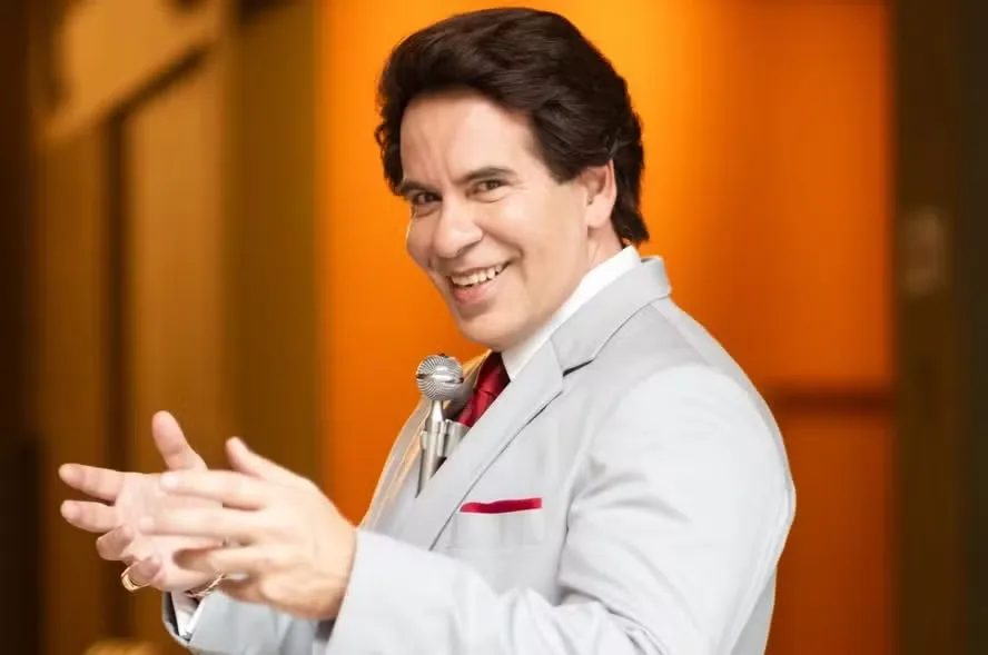 Silvio Santos ganhará novo filme com Leandro Hassum no papel do apresentador