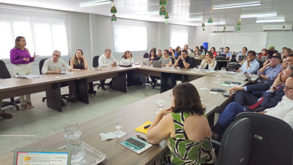 Transição em Fortaleza: equipes debatem ações em direitos humanos, infância e planejamento urbano