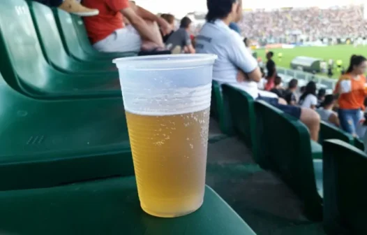 Comissão aprova proibição de bebidas alcoólicas em campeonatos nacionais de futebol