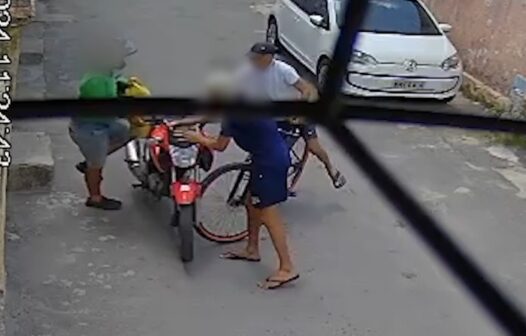 Motociclista por aplicativo é assaltado por criminosos em bicicleta enquanto esperava cliente