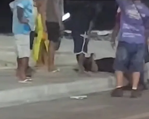 Homem é baleado enquanto caminhava pelo calçadão da Praia do Icaraí, em Caucaia/CE