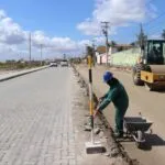 Governo do Ceará inaugura duplicação da CE-090 entre Icaraí e Cumbuco