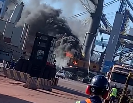 Incêndio em guindaste no Porto do Pecém gera danos materiais