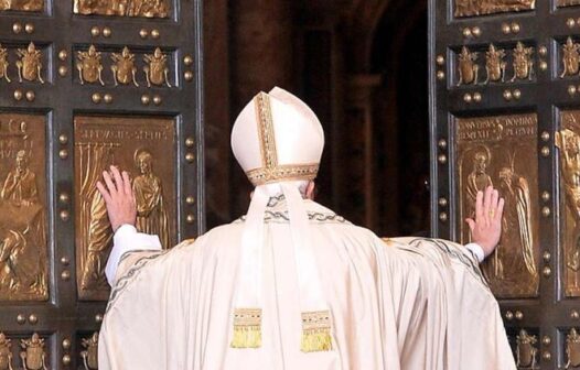 Papa Francisco dá início ao Ano Jubilar 2025 com a abertura da Porta Santa no Vaticano